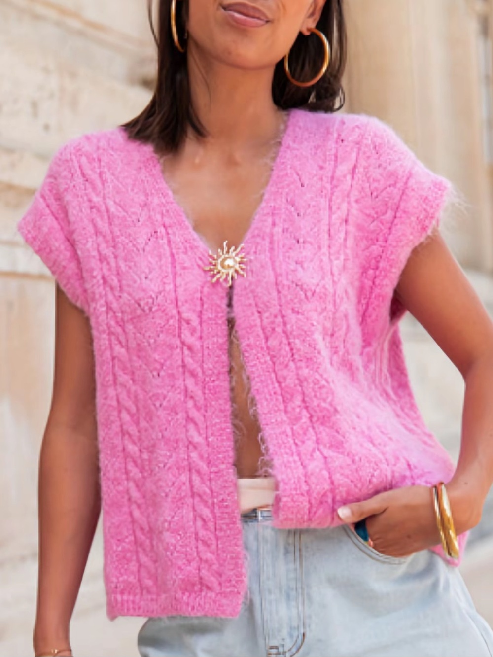 Soft Pink Cable-Knit Short Sleeve Sweater Vest. Size Medium. NWOT.